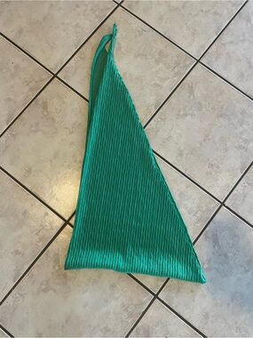 SHEIN Green Ribbed Triangle Swim Coverup Scarf